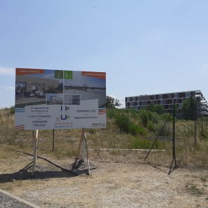 fabrication-et-pose-panneau-de-chantier-constructeur.jpg