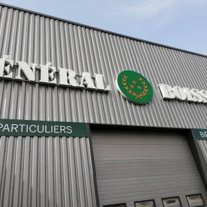enseigne-grossiste-en-boissons.jpg
