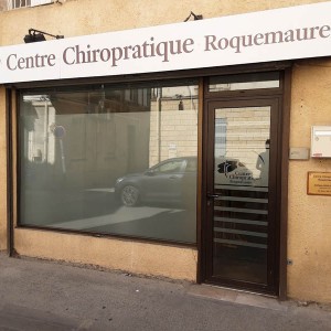 enseigne-et-adhesifs-vitrines.jpg